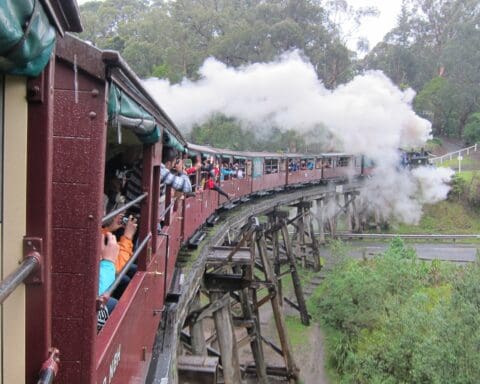 puffing-billy-locomotive-melbourne-australia